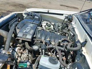 2005 Toyota Tundra Limited с VIN 5TBDT48175S490771, выставлен на аукционе IAAI как лот 42117084 с пробегом 233 575 миль миль и . История ставок и продаж доступна на DreamBid. Изображение 18.
