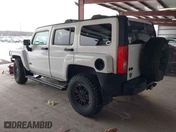 2007 Hummer H3 SUV with VIN 5GTDN13E978203246, listed as a IAAI auction lot 41389840 with 160,983 mi miles and . Bid and sale history available at DreamBid. Image 3.