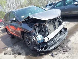 2016 Toyota Highlander XLE z VIN 5TDJKRFHXGS326394, wystawiony jako IAAI lot #41915228 z przebiegiem 186 753 mil mil oraz . Historia ofert i sprzedaży dostępna na DreamBid. Obrazek 1.