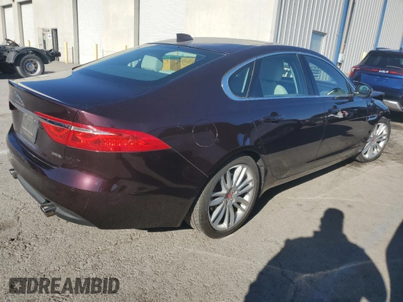 2017 Jaguar XF 35t Prestige with VIN SAJBE4BV3HCY45138, listed as a Copart auction lot 82504763 with 58,693 mi miles. Bid and sale history available at carsss.com. Image 3.