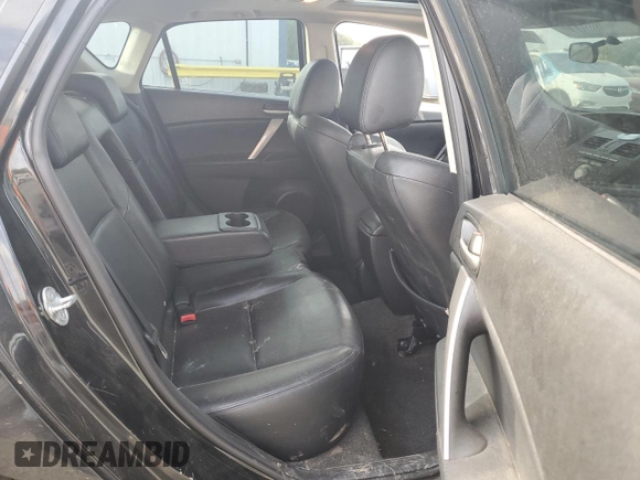 2010 Mazda 3 S Sport z VIN JM1BL1H56A1237108, wystawiony jako Copart lot #52224805 z przebiegiem 223 744 mil mil oraz Szkoda całkowita • Salvage title. Historia ofert i sprzedaży dostępna na DreamBid. Obrazek 10.