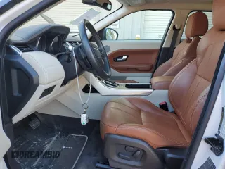 2015 Land Rover Range Rover Evoque Prestige z VIN SALVV2BG5FH011463, wystawiony jako Copart lot #38806413 z przebiegiem Nie podano mil oraz . Historia ofert i sprzedaży dostępna na DreamBid. Obrazek 7.