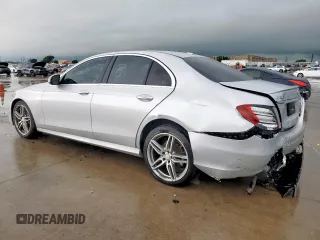 2017 Mercedes-Benz E 300 Luxury z VIN WDDZF4KB7HA057948, wystawiony jako Copart lot #55938655 z przebiegiem 97 828 mil mil oraz Szkoda całkowita • Salvage title. Historia ofert i sprzedaży dostępna na DreamBid. Obrazek 2.