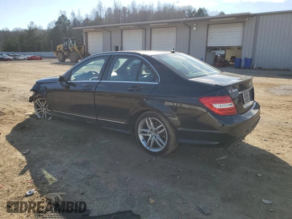 2013 Mercedes-Benz C 300 Sport с VIN WDDGF8AB0DR273278, выставлен на аукционе Copart как лот 46978945 с пробегом 50 400 миль миль и Списание • Salvage title. История ставок и продаж доступна на DreamBid. Изображение 2.