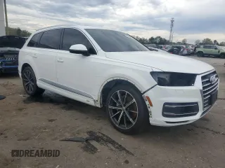 2019 Audi Q7 Premium Plus with VIN WA1LAAF71KD043207, listed as a Copart auction lot 51518805 with 89,782 mi miles and Salvage title. Bid and sale history available at DreamBid. Image 4.