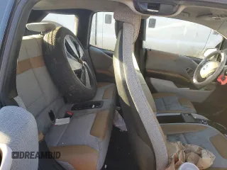 2016 BMW i3 z VIN WBY1Z4C59GV506222, wystawiony jako Copart lot #79509464 z przebiegiem 84 453 mil mil oraz Szkoda całkowita • Salvage title. Historia ofert i sprzedaży dostępna na DreamBid. Obrazek 10.