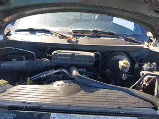 1998 Dodge Ram 2500 with VIN 3B7KF26ZXWM234788, listed as a IAAI auction lot 41811371 with 183,789 mi miles. Bid and sale history available at carsss.com. Image 10.