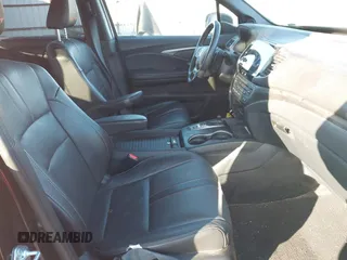 2022 Honda Passport TrailSport with VIN 5FNYF8H67NB029576, listed as a IAAI auction lot 41333708 with 50,913 mi miles and . Bid and sale history available at DreamBid. Image 5.