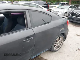 2006 Scion tC z VIN JTKDE177760091894, wystawiony jako IAAI lot #42465468 z przebiegiem 240 821 mil mil oraz . Historia ofert i sprzedaży dostępna na DreamBid. Obrazek 12.