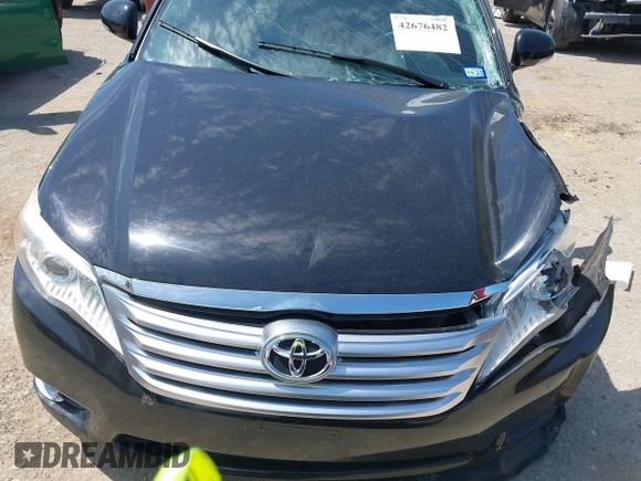 2012 Toyota Avalon z VIN 4T1BK3DB1CU443265, wystawiony jako IAAI lot #42676482 z przebiegiem 70 747 mil mil oraz . Historia ofert i sprzedaży dostępna na DreamBid. Obrazek 12.