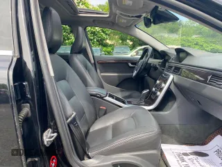 2015 Volvo XC70 T5 Drive-E Premier with VIN YV440MBK2F1223390, listed as a Copart auction lot 61603455 with 151,862 mi miles and Clean title. Bid and sale history available at DreamBid. Image 5.