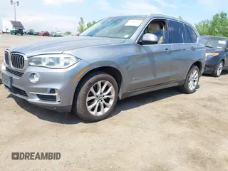 2014 BMW X5 xDrive35i z VIN 5UXKR0C5XE0K43570, wystawiony jako IAAI lot #42211578 z przebiegiem 260 817 mil mil oraz . Historia ofert i sprzedaży dostępna na DreamBid. Obrazek 17.