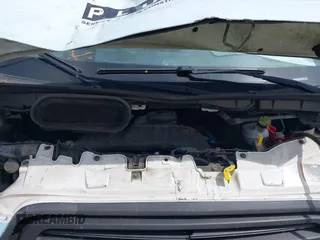 2016 Ford Transit Cargo z VIN 1FTYE1CM1GKA29370, wystawiony jako IAAI lot #42177908 z przebiegiem 155 718 mil mil oraz . Historia ofert i sprzedaży dostępna na DreamBid. Obrazek 10.