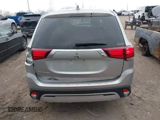 2020 Mitsubishi Outlander ES z VIN JA4AZ3A32LZ026792, wystawiony jako IAAI lot #41907596 z przebiegiem 145 638 mil mil oraz . Historia ofert i sprzedaży dostępna na DreamBid. Obrazek 16.