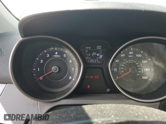 2015 Hyundai Elantra SE z VIN 5NPDH4AEXFH559112, wystawiony jako Copart lot #52568455 z przebiegiem 112 637 mil mil oraz Szkoda całkowita • Salvage title. Historia ofert i sprzedaży dostępna na DreamBid. Obrazek 9.