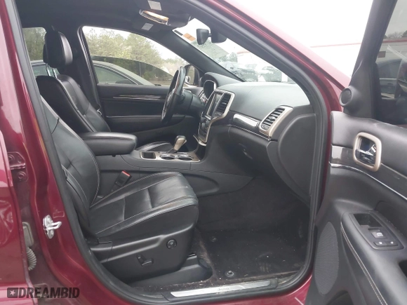 2017 Jeep Grand Cherokee Overland with VIN 1C4RJECG6HC719001, listed as a IAAI auction lot 41795517 with 103,076 mi miles. Bid and sale history available at carsss.com. Image 5.