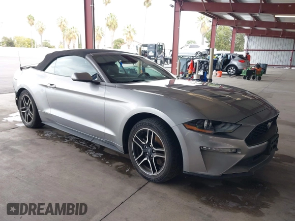 2021 Ford Mustang EcoBoost with VIN 1FATP8UH5M5122584, listed as a IAAI auction lot 40392031 with 71,732 mi miles. Bid and sale history available at carsss.com. Image 1.