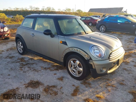 2007 MINI Hardtop with VIN WMWMF33587TU60750, listed as a IAAI auction lot 40640995 with Not Provided miles and . Bid and sale history available at DreamBid. Image 1.