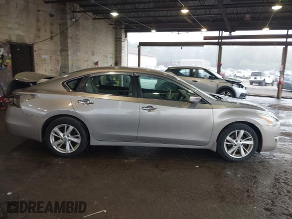 2013 Nissan Altima SV with VIN 1N4AL3AP7DC195534, listed as a IAAI auction lot 42493329 with 197,570 mi miles and . Bid and sale history available at DreamBid. Image 14.