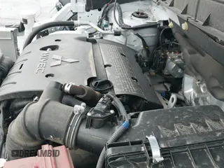 2023 Mitsubishi Outlander ES с VIN JA4ARUAU9PU014995, выставлен на аукционе IAAI как лот 41550250 с пробегом 34 388 миль миль и . История ставок и продаж доступна на DreamBid. Изображение 23.