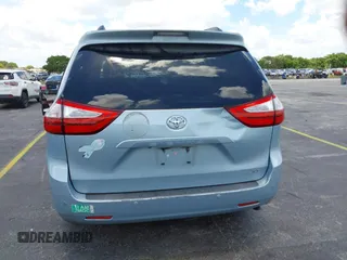 2015 Toyota Sienna XLE с VIN 5TDYK3DC3FS537633, выставлен на аукционе IAAI как лот 42534653 с пробегом 250 730 миль миль и . История ставок и продаж доступна на DreamBid. Изображение 16.
