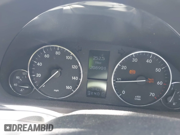2005 Mercedes-Benz C 230 Kompressor z VIN WDBRF40J55F678252, wystawiony jako IAAI lot #42028395 z przebiegiem 208 901 mil mil oraz . Historia ofert i sprzedaży dostępna na DreamBid. Obrazek 15.