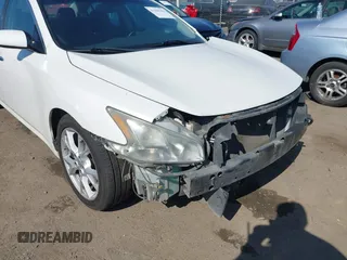 2014 Nissan Maxima SV с VIN 1N4AA5AP4EC483272, выставлен на аукционе IAAI как лот 41668364 с пробегом 186 132 миль миль и . История ставок и продаж доступна на DreamBid. Изображение 19.