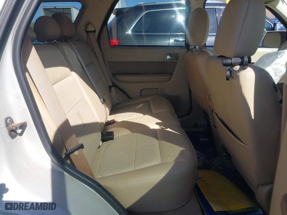 2009 Ford Escape Limited with VIN 1FMCU94G49KA42830, listed as a IAAI auction lot 41815033 with 91,952 mi miles. Bid and sale history available at carsss.com. Image 8.