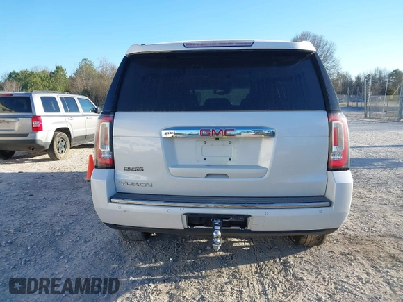 2018 GMC Yukon Denali with VIN 1GKS2CKJ4JR218924, listed as a IAAI auction lot 41702225 with 114,719 mi miles. Bid and sale history available at carsss.com. Image 16.