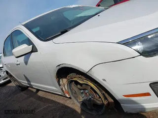 2011 Ford Fusion SE with VIN 3FAHP0HA3BR206658, listed as a IAAI auction lot 41742230 with 161,072 mi miles. Bid and sale history available at carsss.com. Image 13.