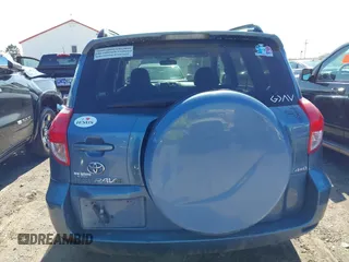 2006 Toyota RAV4 with VIN JTMBD33V165038550, listed as a IAAI auction lot 42007098 with 298,317 mi miles. Bid and sale history available at carsss.com. Image 6.