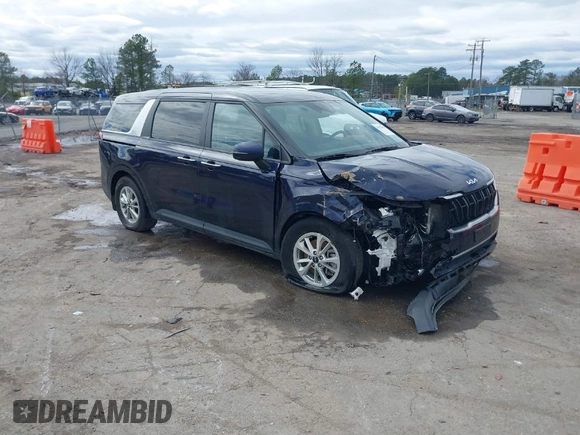2024 Kia Carnival LX with VIN KNDNB4H3XR6382747, listed as a IAAI auction lot 41672196 with 40,045 mi miles. Bid and sale history available at carsss.com. Image 1.