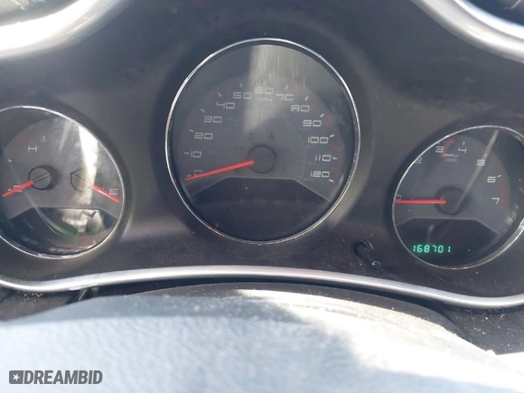 2014 Dodge Avenger SE with VIN 1C3CDZAB5EN214342, listed as a IAAI auction lot 41672955 with 168,701 mi miles. Bid and sale history available at carsss.com. Image 7.