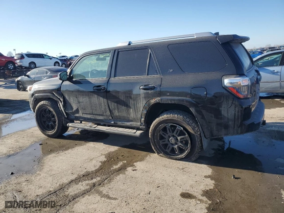 2017 Toyota 4Runner SR5 with VIN JTEZU5JR2H5158050, listed as a Copart auction lot 42636795 with 67,698 mi miles and Salvage Title. Bid and sale history available at carsss.com. Image 2.