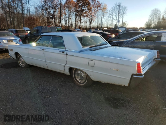 1966 Mercury Monterey z VIN 6W48H551935, wystawiony jako Copart lot #79396304 z przebiegiem 82 168 mil mil oraz Tytuł czysty. Historia ofert i sprzedaży dostępna na DreamBid. Obrazek 2.