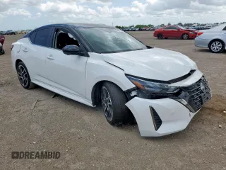 2024 Nissan Sentra SR with VIN 3N1AB8DVXRY372888, listed as a Copart auction lot 59983715 with 17,767 mi miles and Salvage title. Bid and sale history available at DreamBid. Image 4.
