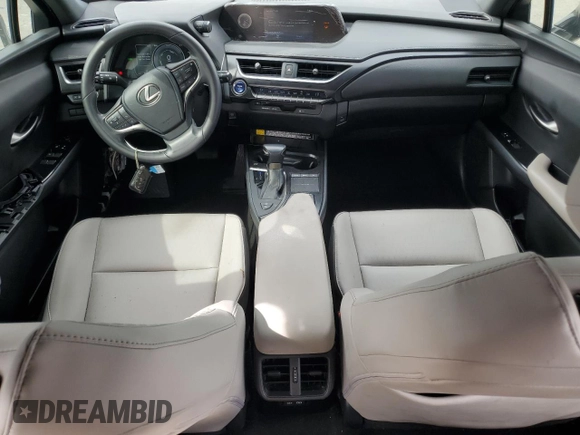 2022 Lexus UX 250h z VIN JTHX9JBH9N2056431, wystawiony jako Copart lot #47216455 z przebiegiem 68 052 mil mil oraz Szkoda całkowita • Salvage title. Historia ofert i sprzedaży dostępna na DreamBid. Obrazek 8.
