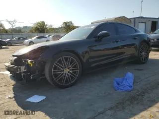 2019 Porsche Panamera with VIN WP0AA2A76KL102378, listed as a Copart auction lot 69812054 with 40,772 mi miles and Clean Title. Bid and sale history available at carsss.com. Image 1.