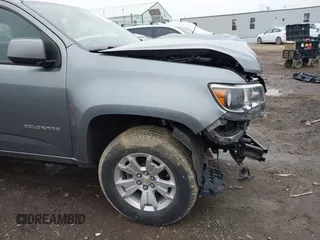2022 Chevrolet Colorado 2WD LT z VIN 1GCHSCEA3N1158107, wystawiony jako IAAI lot #42014741 z przebiegiem 47 661 mil mil oraz . Historia ofert i sprzedaży dostępna na DreamBid. Obrazek 6.