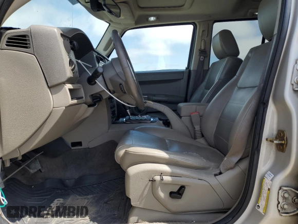 2006 Jeep Commander with VIN 1J8HG48N56C359625, listed as a Copart auction lot 60334415 with 162,035 mi miles and Clean title. Bid and sale history available at DreamBid. Image 7.