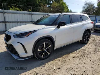 2021 Toyota Highlander XSE with VIN 5TDLZRBH3MS122669, listed as a Copart auction lot 57305675 with 70,107 mi miles and Salvage title. Bid and sale history available at DreamBid. Image 1.