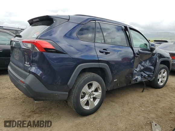 2021 Toyota RAV4 Hybrid XLE with VIN 4T3RWRFV7MU042518, listed as a Copart auction lot 50359205 with 44,422 mi miles and Salvage Title. Bid and sale history available at carsss.com. Image 3.
