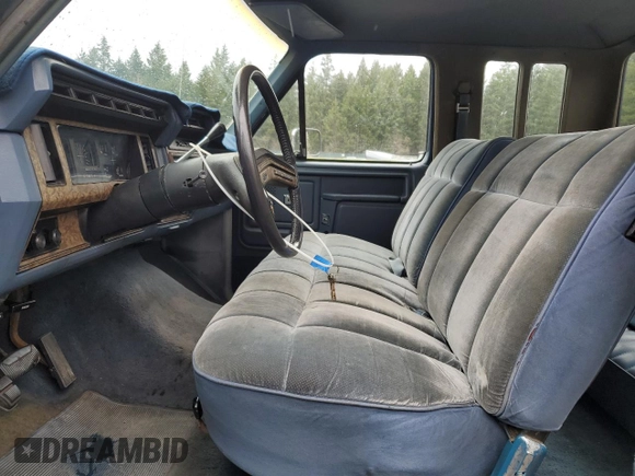 1986 Ford F-150 with VIN 1FTEX15N9GKA08804, listed as a Copart auction lot 49934975 with 50,777 mi miles and Clean Title. Bid and sale history available at DreamBid. Image 7.