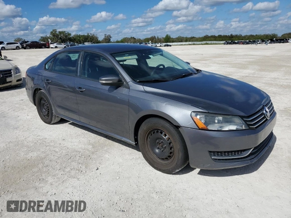 2014 Volkswagen Passat S w/Nav with VIN 1VWAP7A31EC012372, listed as a Copart auction lot 80479564 with 0 mi miles and Salvage Title. Bid and sale history available at carsss.com. Image 4.