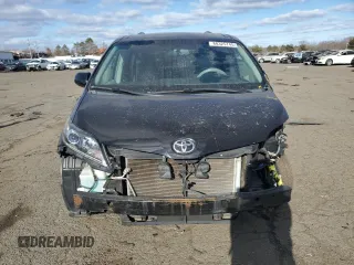 2014 Toyota Sienna Limited z VIN 5TDDK3DC5ES083494, wystawiony jako Copart lot #88325745 z przebiegiem 130 476 mil mil oraz Szkoda całkowita • Salvage title. Historia ofert i sprzedaży dostępna na DreamBid. Obrazek 5.