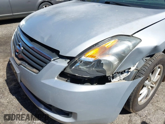 2008 Nissan Altima 2.5 with VIN 1N4AL21E28N550077, listed as a IAAI auction lot 41812456 with 274,030 mi miles. Bid and sale history available at carsss.com. Image 12.