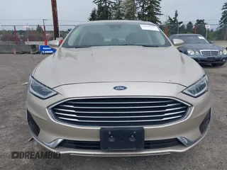 2019 Ford Fusion SEL with VIN 3FA6P0CD8KR256321, listed as a IAAI auction lot 41999502 with 67,500 mi miles. Bid and sale history available at carsss.com. Image 13.