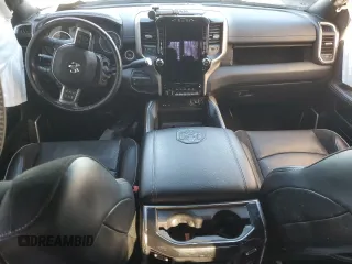2019 Ram 2500 Laramie with VIN 3C6UR5NL9KG556594, listed as a Copart auction lot 45338315 with 0 mi miles and Salvage Title. Bid and sale history available at carsss.com. Image 8.