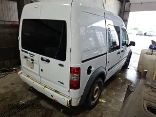 2013 Ford Transit Connect XLT with VIN NM0LS7DNXDT151497, listed as a IAAI auction lot 42841731 with 324,278 mi miles and . Bid and sale history available at DreamBid. Image 22.