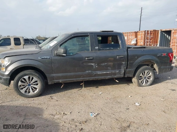 2017 Ford F-150 XL with VIN 1FTEW1CF0HKC54284, listed as a IAAI auction lot 41388946 with 163,509 mi miles. Bid and sale history available at carsss.com. Image 14.